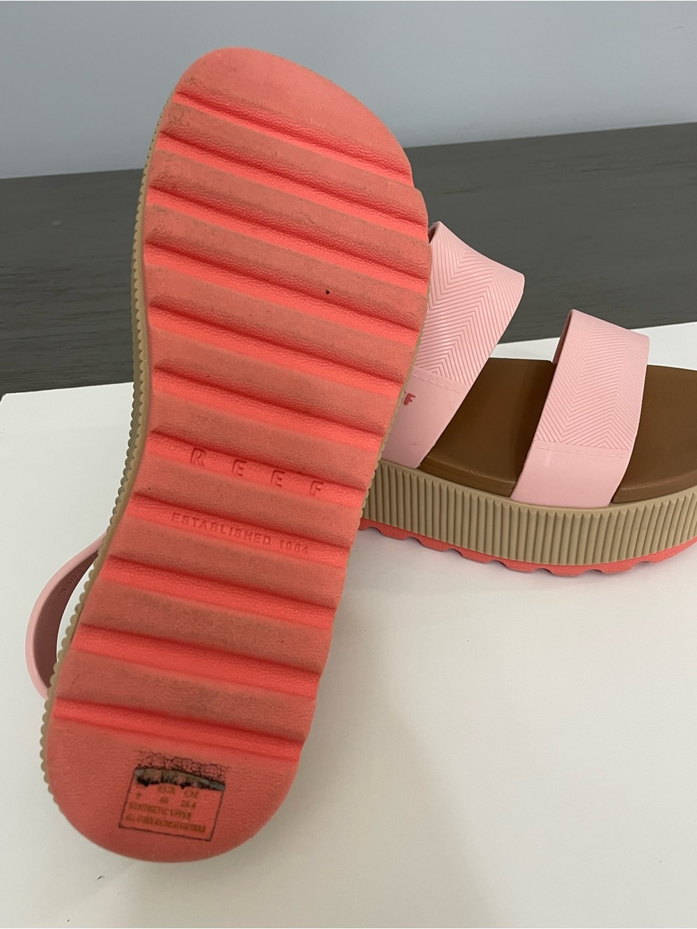 Reef Pink Platform Slingback Sandals with Tan Midsole - Picture 6 of 13